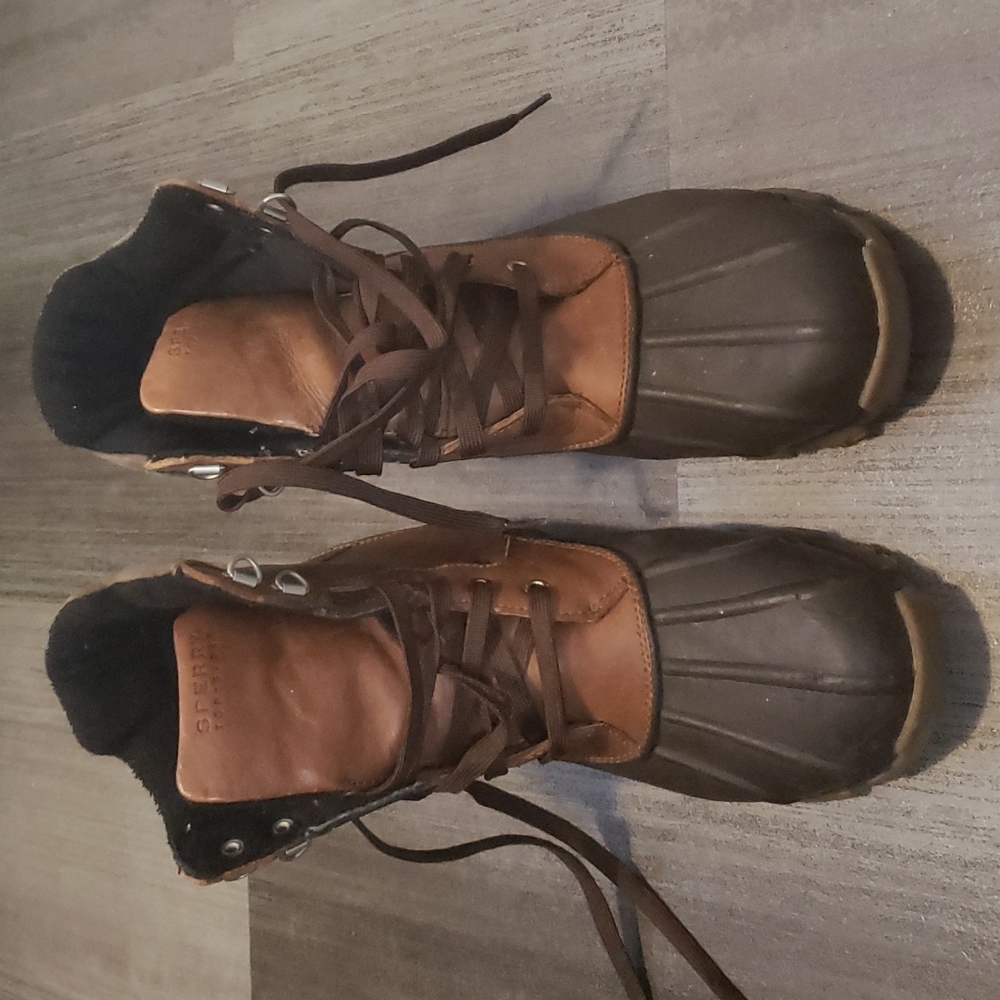 Sperry boots